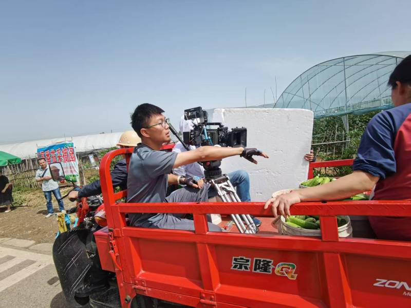 电商爆款背后的推手：靖宇县产品视频拍摄公司精准捕捉卖点痛点